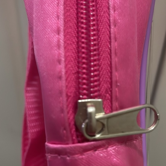 Freebie Friday Lululemon belt back giveaway - Picture 3 of 9